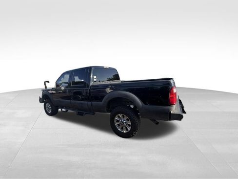 Used 2016 Ford F250 XLT AWD/4WD image 9