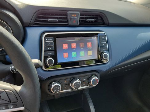 Certified 2025 Nissan Versa SV image 24