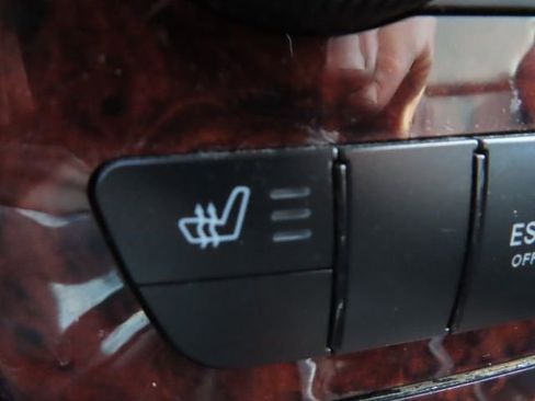 Used 2011 Mercedes-Benz ML 350 4MATIC image 30