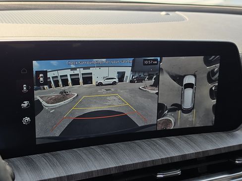 Certified 2025 Kia Telluride SX w/ SX Captain's Chair Package FWD image 26