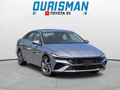 Used 2025 Hyundai Elantra Limited
