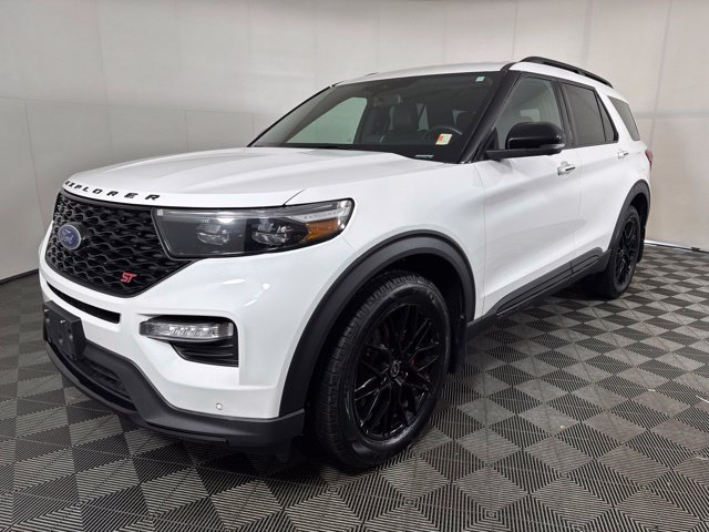 Certified 2023 Ford Explorer ST w/ Equipment Group 401A AWD/4WD image 8
