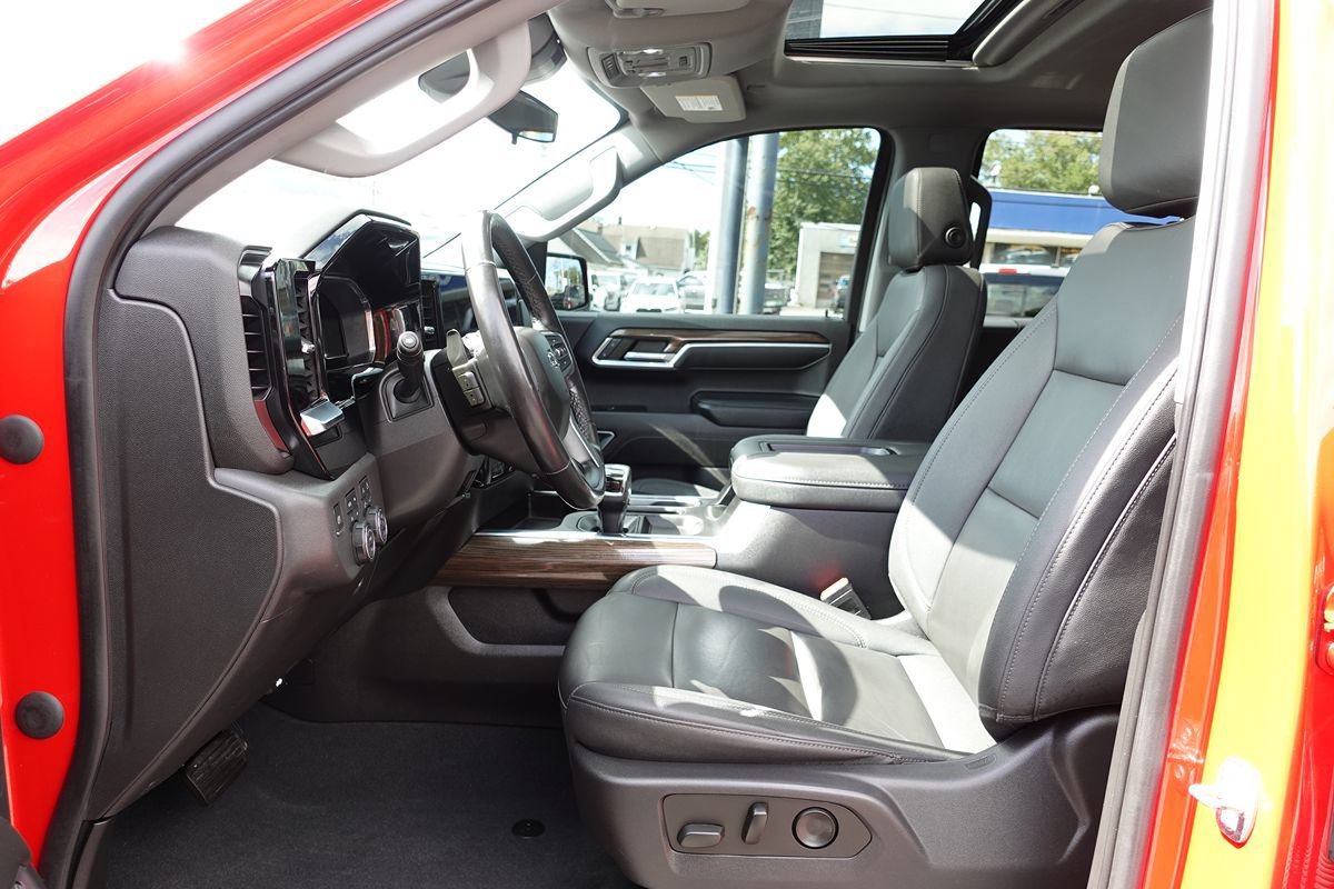 Used 2022 Chevrolet Silverado 1500 LT Trail Boss w/ LT Trail Boss Premium Package AWD/4WD image 22