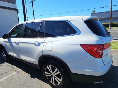 Used 2017 Honda Pilot EX-L image 3