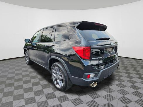 Used 2023 Honda Passport EX-L image 3