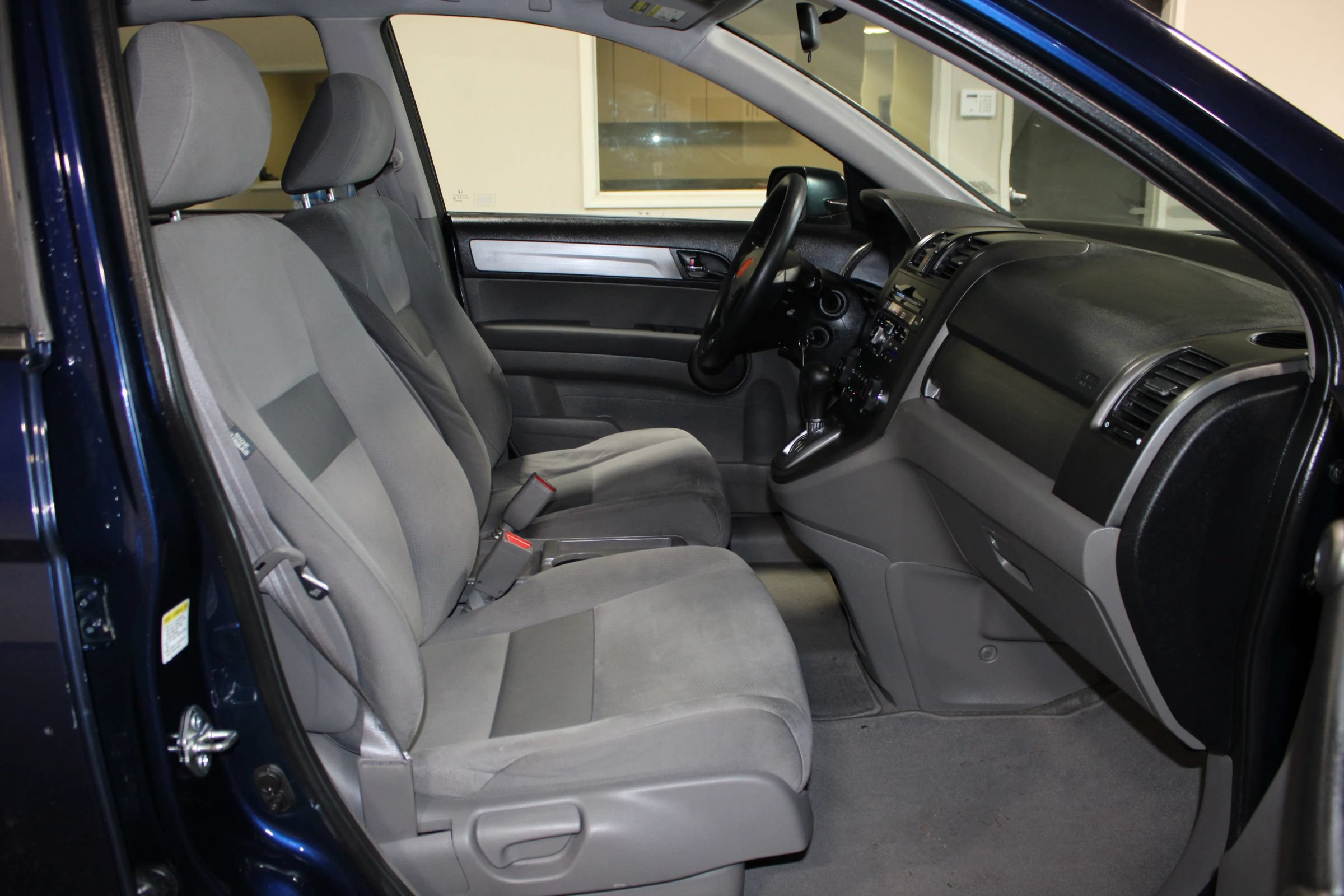 Used 2011 Honda CR-V SE image 23