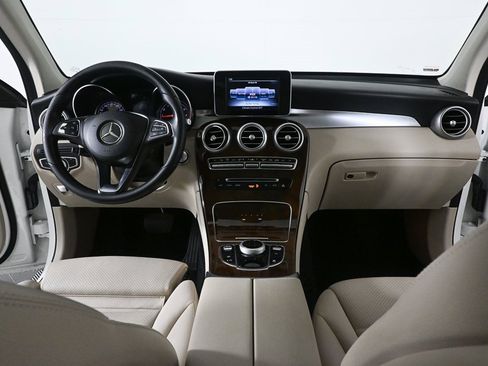 Used 2018 Mercedes-Benz GLC 300 image 17