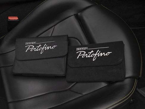 Used 2019 Ferrari Portofino Base image 55