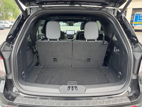 Certified 2025 Ford Explorer ST w/ Sun And Sound Package AWD/4WD image 28