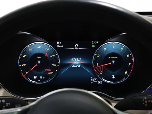 Used 2021 Mercedes-Benz GLC 300 4MATIC image 18