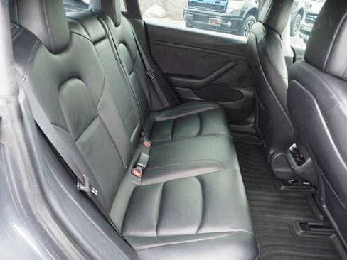 Used 2021 Tesla Model 3 Long Range image 18