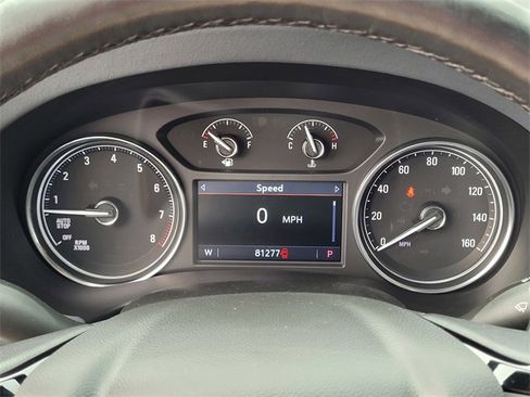 Used 2023 Buick Enclave Essence image 22