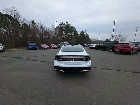 New 2026 Hyundai Sonata Limited image 18