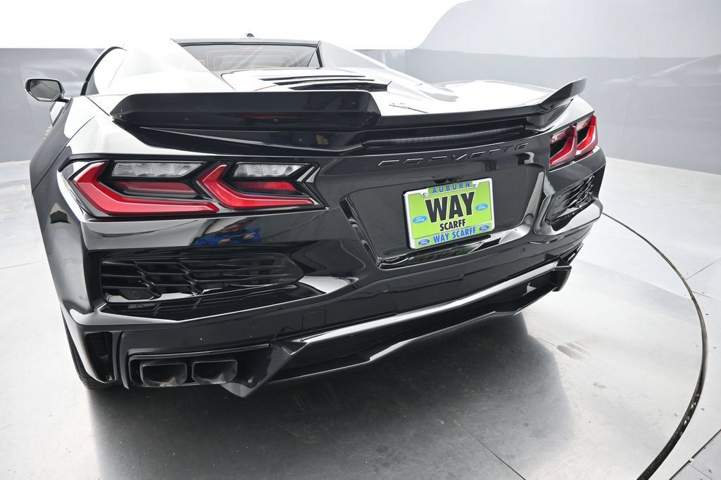 Used 2025 Chevrolet Corvette E-Ray w/ Stealth Interior Trim Package AWD/4WD image 2