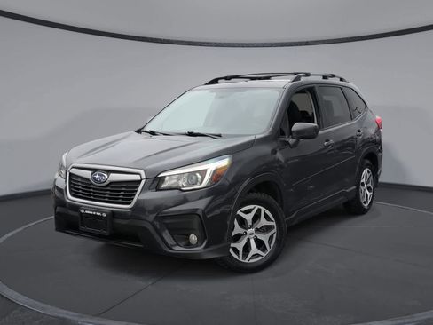 Used 2019 Subaru Forester Premium image 1