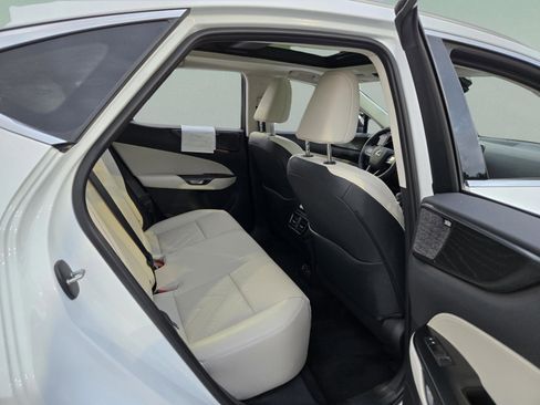 Used 2026 Lexus NX 350 AWD w/ Luxury Package image 9