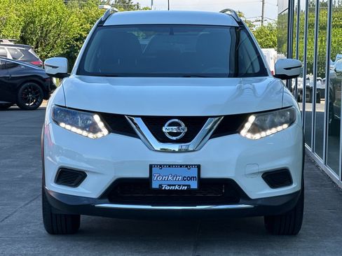 Used 2016 Nissan Rogue S w/ Appearance Package AWD/4WD image 8