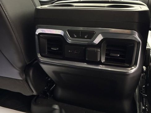 Used 2021 Chevrolet Silverado 1500 High Country w/ Technology Package image 26