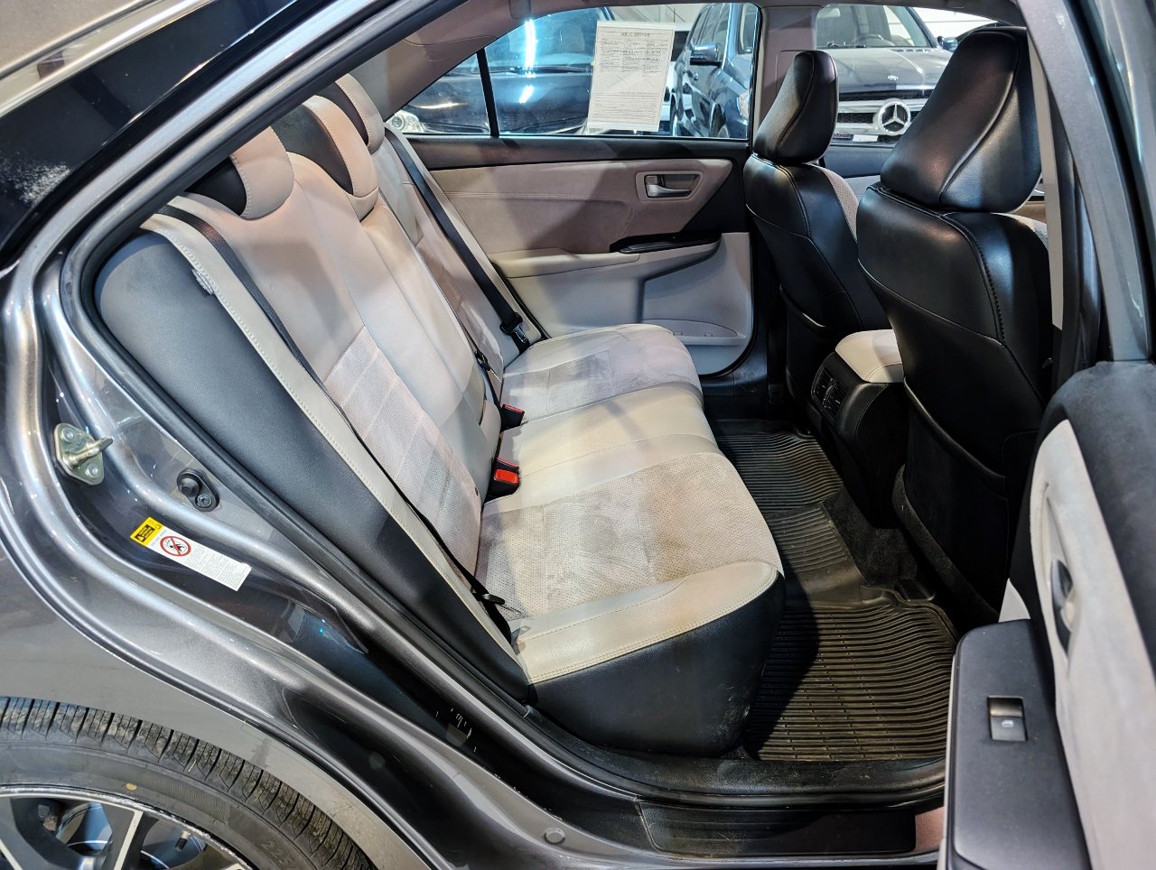 Used 2016 Toyota Camry XSE w/ Moonroof Package FWD image 26