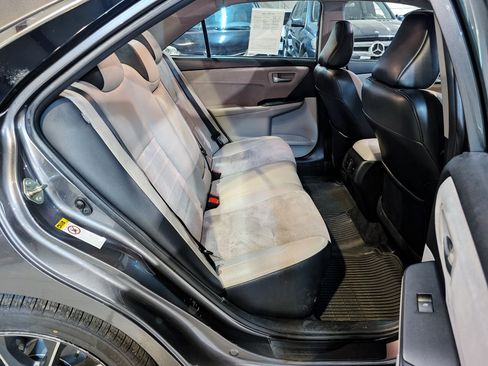 Used 2016 Toyota Camry XSE w/ Moonroof Package FWD image 26
