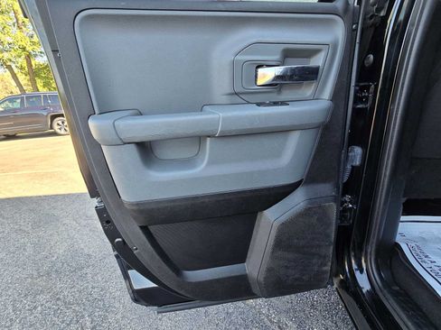 Used 2020 RAM 1500 Warlock AWD/4WD image 12