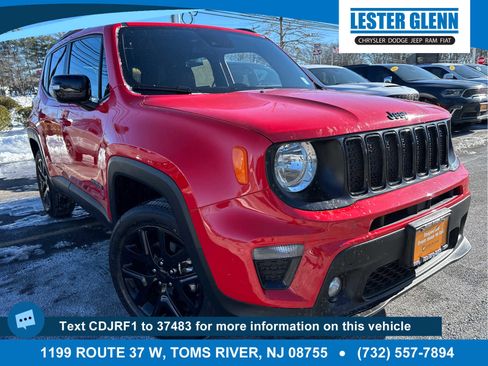 Certified 2022 Jeep Renegade Altitude w/ Convenience Group image 1