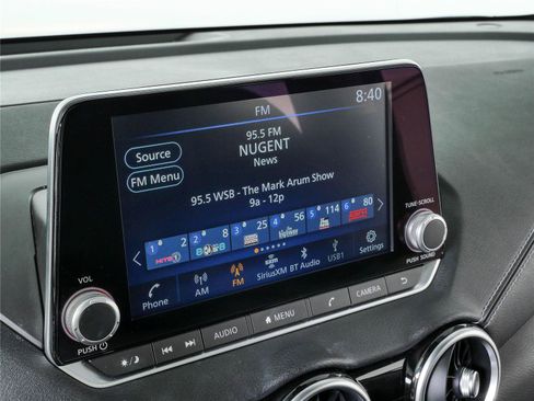 Used 2023 Nissan Sentra SV FWD image 13