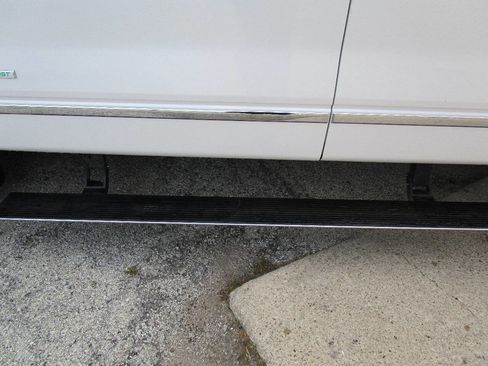 Used 2013 Ford F150 Platinum image 7