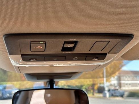 New 2025 Nissan Sentra SV w/ SV Premium Package image 19