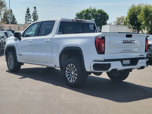 Used 2021 GMC Sierra 1500 AT4 w/ AT4 Value Package AWD/4WD image 2