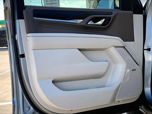 Certified 2023 GMC Yukon Denali w/ Denali Reserve Package image 22