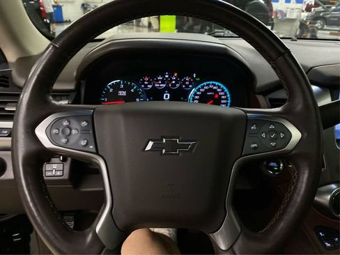 Used 2017 Chevrolet Tahoe Premier AWD/4WD image 23