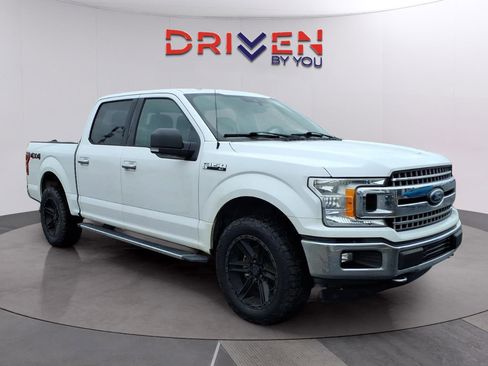 Used 2019 Ford F150 XLT w/ Equipment Group 302A Luxury image 9