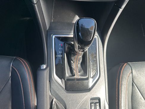 Used 2018 Subaru Crosstrek 2.0i Limited image 6