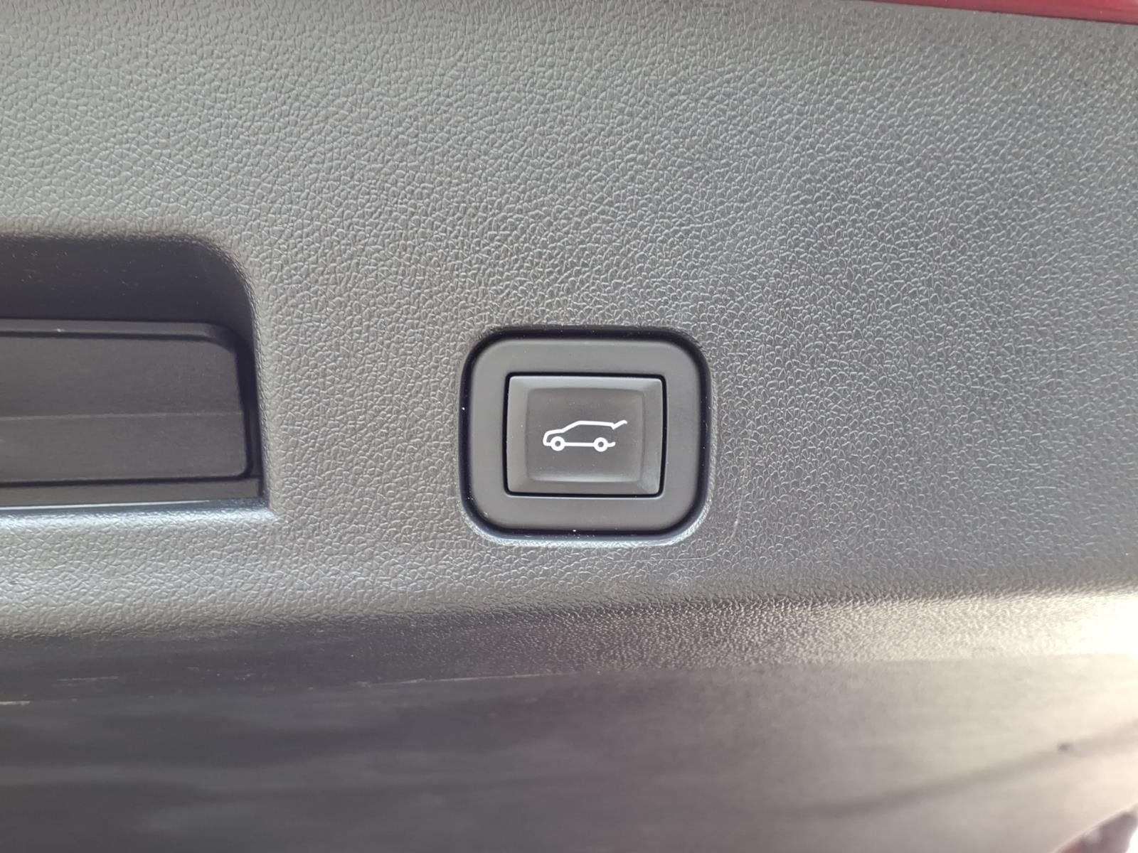 Used 2026 Chevrolet Traverse LT AWD/4WD image 12