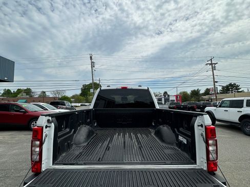 Used 2020 Ford F250 XLT AWD/4WD image 9