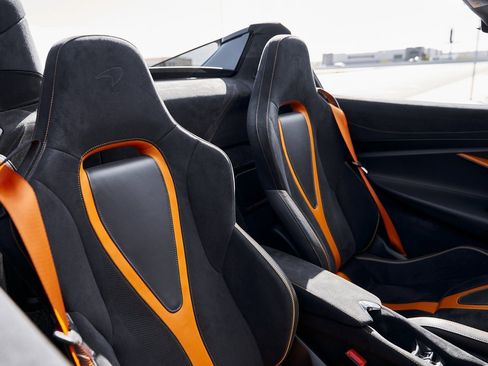 Used 2020 McLaren 720S Performance image 45