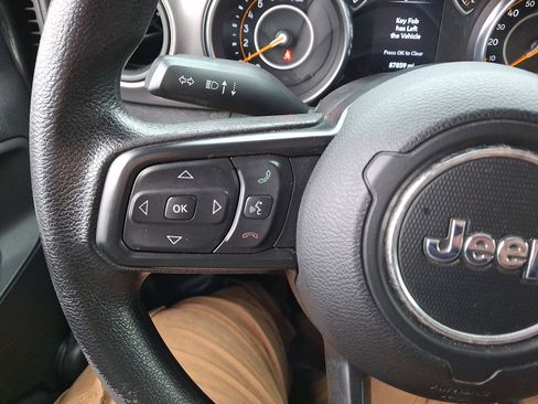 Used 2021 Jeep Wrangler Unlimited Sport image 20