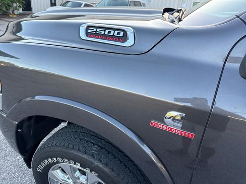 Used 2023 RAM 2500 Limited AWD/4WD image 62