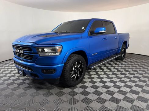 Used 2022 RAM 1500 Laramie w/ Sport Appearance Package AWD/4WD image 7