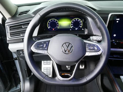 New 2026 Volkswagen Atlas Peak Edition AWD/4WD image 8