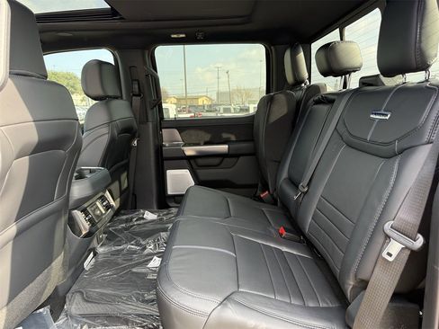 New 2026 Ford F350 Platinum w/ FX4 Off-Road Package image 46