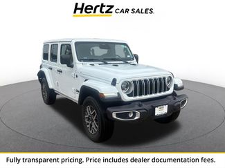 Used 2025 Jeep Wrangler Unlimited Sahara AWD/4WD video 1