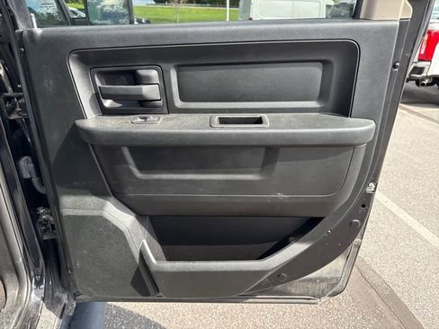 Used 2017 RAM 1500 Express w/ Black Ram 1500 Express Group AWD/4WD image 16