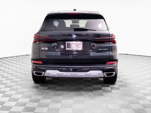 Used 2024 BMW X5 xDrive40i w/ Premium Package AWD/4WD image 4
