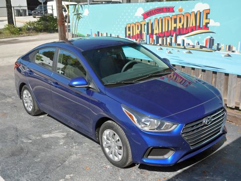 Used 2019 Hyundai Accent SE image 27