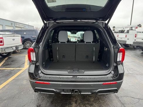 New 2026 Ford Explorer ST-Line w/ ST-Line Street Pack AWD/4WD image 40