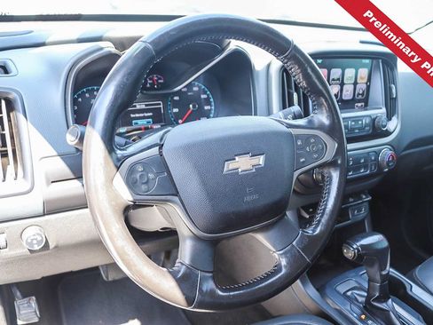 Used 2017 Chevrolet Colorado Z71 RWD image 16