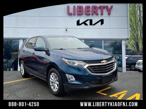 Used 2020 Chevrolet Equinox LT image 1