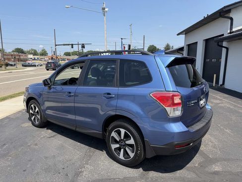 Used 2018 Subaru Forester 2.5i Premium AWD/4WD image 3